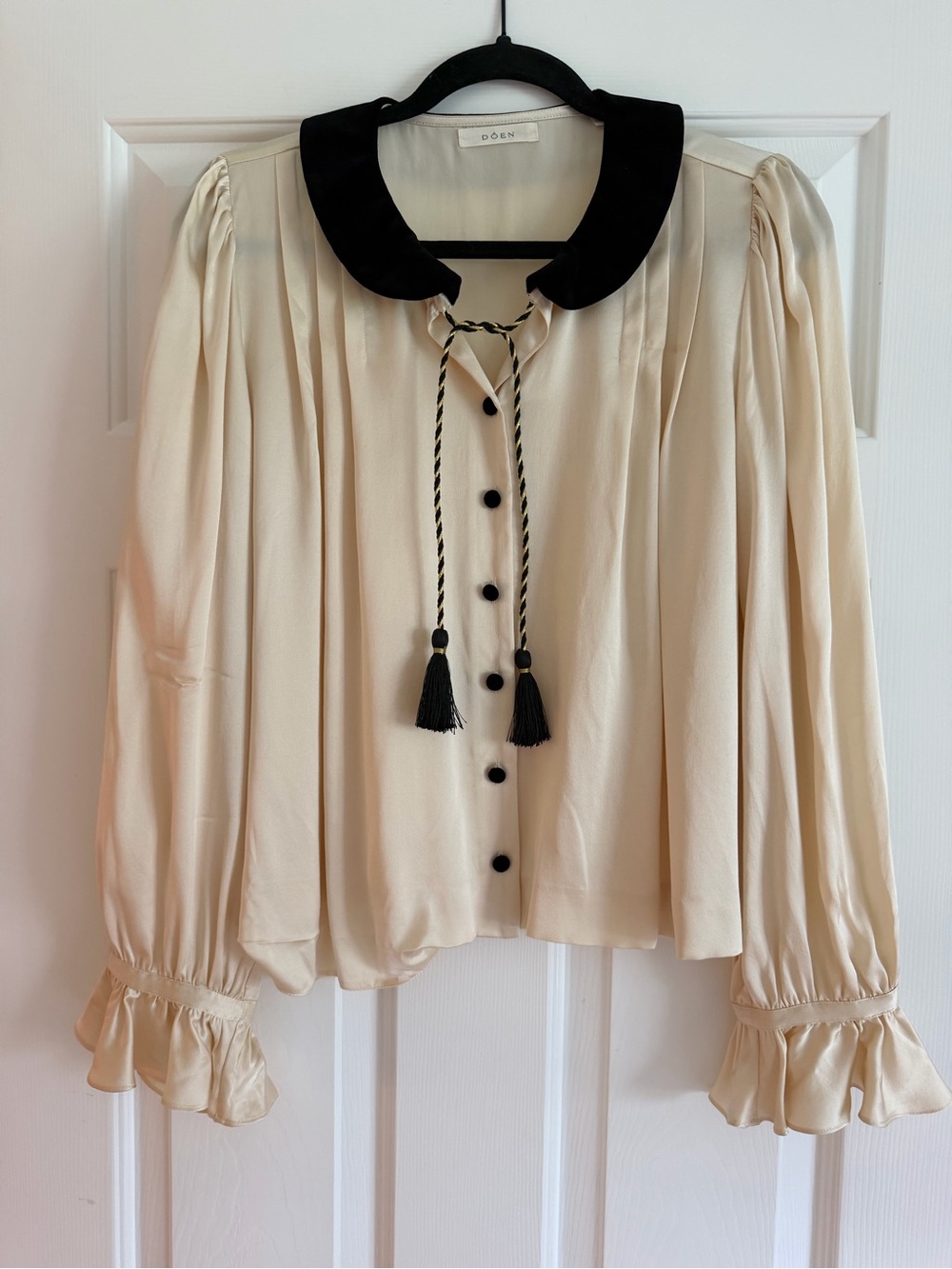 Doen Simone Top velvet collar size M